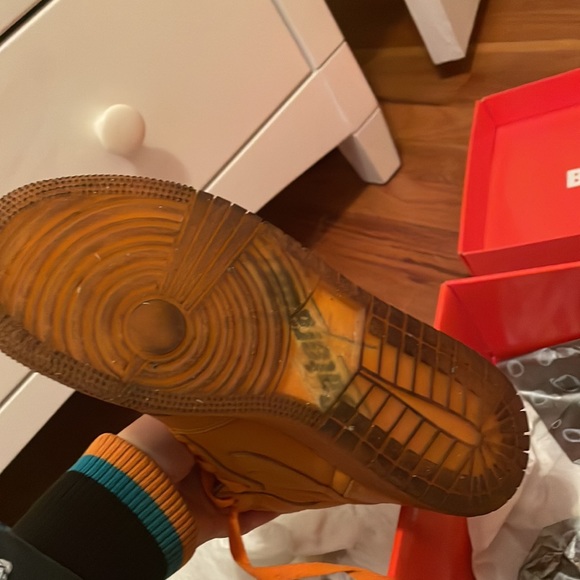 Orange gatorade nike air jordan 1 - Picture 3 of 6